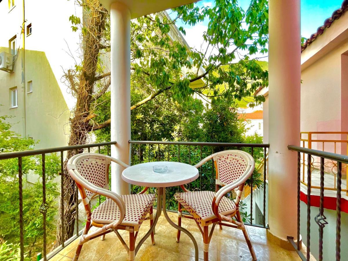 Vila L Budva Exterior foto